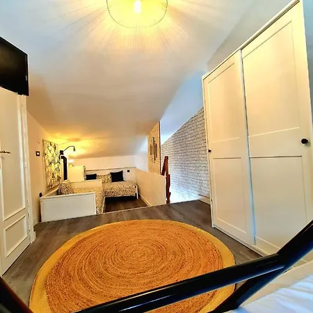 Sky Level Loft Apartment *